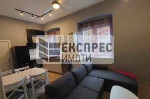 Обзаведен Четиристаен апартамент, Операта