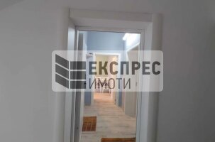 Обзаведен Четиристаен апартамент, Операта