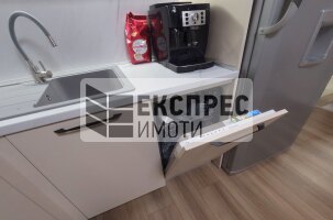 Обзаведен Тристаен апартамент, Чайка