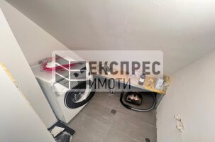 Furnished 2 bedroom apartment, Greek area