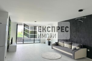 Нов, Обзаведен Тристаен апартамент, Бриз