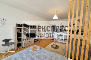 Furnished Studio, Regional hospital