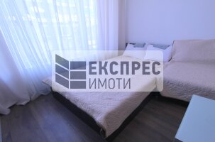 Обзавeден Тристаен апартамент, Окръжна болница