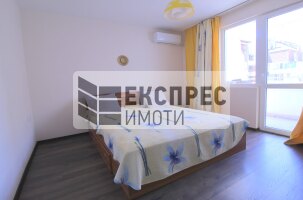 Обзавeден Тристаен апартамент, Окръжна болница