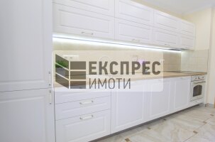 Луксозно, Обзаведен Тристаен апартамент, Окръжна болница