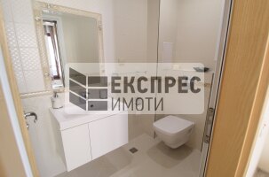 Луксозно, Обзаведен Тристаен апартамент, Окръжна болница