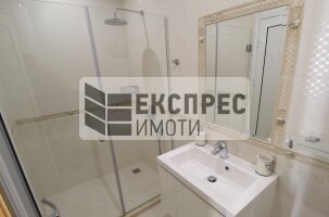 Луксозно, Обзаведен Тристаен апартамент, Окръжна болница