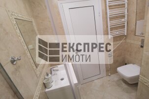 Луксозно, Обзаведен Тристаен апартамент, Окръжна болница