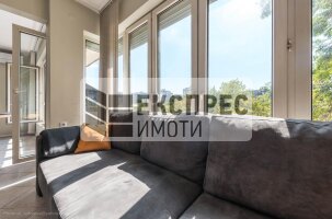обзаведен Тристаен апартамент, Окръжна болница