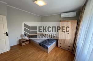 обзаведен Тристаен апартамент, Окръжна болница
