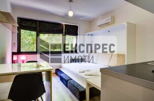 Нов, Обзаведен Едностаен апартамент, Окръжна болница
