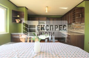 Обзаведен Тристаен апартамент, Левски