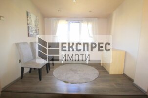 Обзаведен Тристаен апартамент, Левски