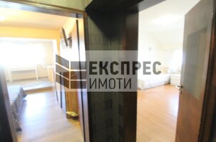 Обзаведен Тристаен апартамент, Левски