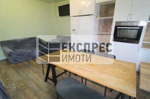 Обзаведен Четиристаен апартамент, Общината