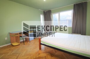 Обзаведен Четиристаен апартамент, Общината