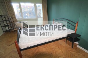 Обзаведен Четиристаен апартамент, Общината