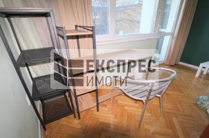 Обзаведен Четиристаен апартамент, Общината