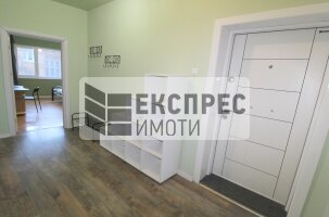 Обзаведен Четиристаен апартамент, Общината