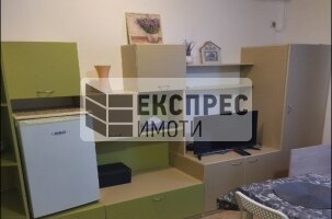 Furnished Studio, Breeze