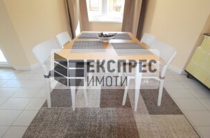 Обзаведен Тристаен апартамент, Център