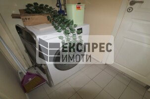 Обзаведен Тристаен апартамент, Център