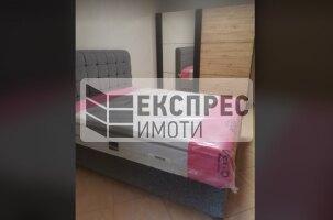 Обзаведен Тристаен апартамент, Център