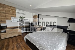 НОВ, ЛУКСОЗЕН, ОБЗАВЕДЕН Четиристаен апартамент, Център