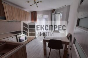 Обзаведен Двустаен апартамент, Център