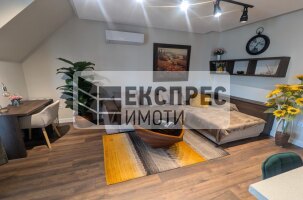 Нов, Обзавeден Двустаен апартамент, Център
