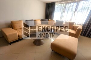 Furnished 2 bedroom apartment, Center