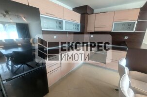 Furnished 2 bedroom apartment, Center