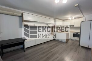 Нов, Обзаведен Двустаен апартамент, Окръжна болница
