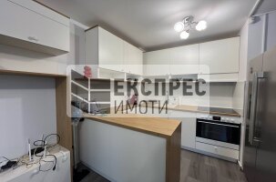 Нов, Обзаведен Двустаен апартамент, Окръжна болница