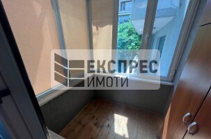 Нов, Обзаведен Двустаен апартамент, Окръжна болница