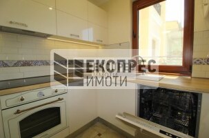 Луксозно, Обзаведен Тристаен апартамент, Окръжна болница
