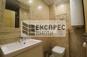 Луксозно, Обзаведен Тристаен апартамент, Окръжна болница