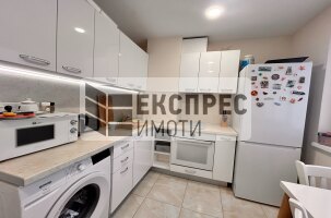 Обзаведен Двустаен апартамент, Окръжна болница