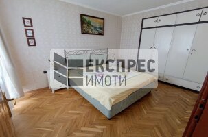 Обзаведен Двустаен апартамент, Окръжна болница