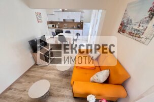 Обзаведен Тристаен апартамент, Център