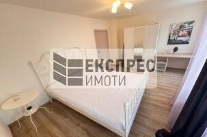 Обзаведен Тристаен апартамент, Център