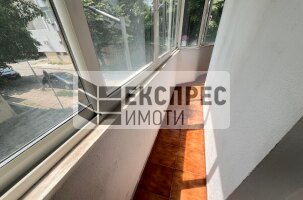 Обзаведен Тристаен апартамент, Център