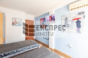 Обзаведен Четиристаен апартамент, Окръжна болница