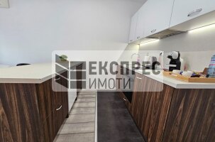 Обзаведен Двустаен апартамент, Център