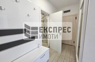 Обзаведен Двустаен апартамент, Център