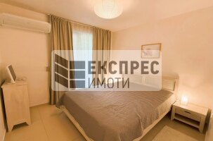 Нов, Обзаведен Тристаен апартамент, Център