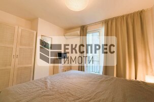 Нов, Обзаведен Тристаен апартамент, Център