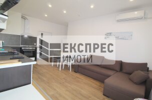 Нов, Обзаведен Четиристаен апартамент, Окръжна болница