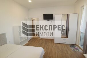 Нов, Обзаведен Четиристаен апартамент, Окръжна болница