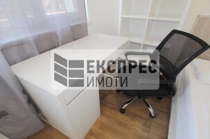 Нов, Обзаведен Четиристаен апартамент, Окръжна болница